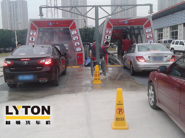 高效、節(jié)水、降低經(jīng)營成本等諸多優(yōu)勢，選購一臺電腦洗車機價格需多少錢？ 